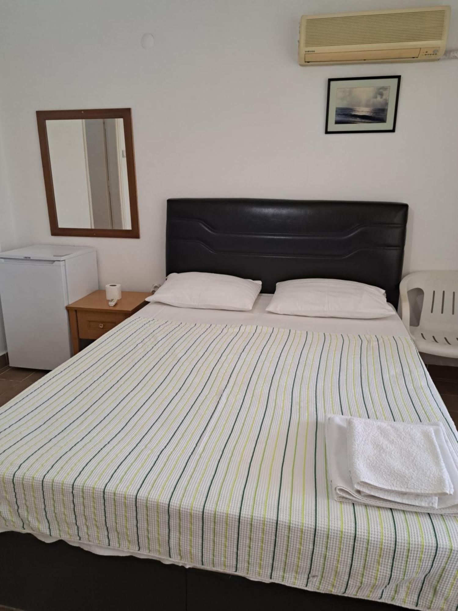 Martili Villa Lara Antalya Værelse billede